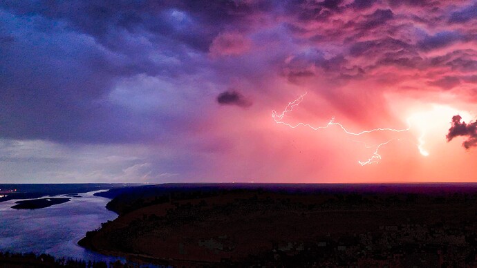 lightning3