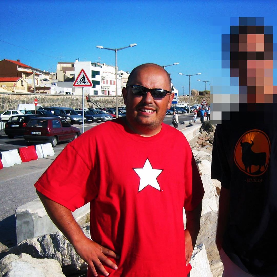 Figueira da Foz in 2004. I dug our this photo just to show Xavier that I used to have a Homestar Runner T-Shirt.  Which is very much like Steven Universeâ€™s shirt.